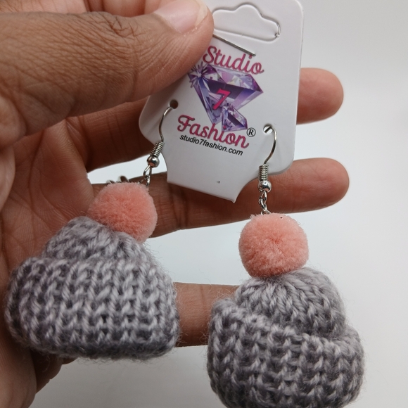 Knit Winter Hat Earrings - Picture 2 of 4